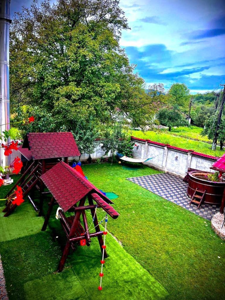 La Mateo Hotel Călimăneşti Bagian luar foto